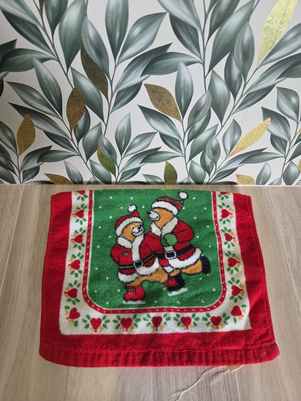 Vintage Jo Franco Christmas Skating Bears Hand Towel Retro Holiday 17x11"